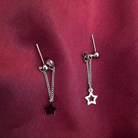 💙Star Chain Earrings Asymmetric Design - Picture 4 of 12